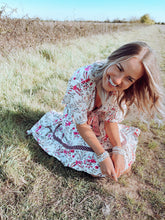 Load image into Gallery viewer, Evie Bracelet