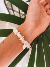 Load image into Gallery viewer, Mother of Pearl Crystal Bracelet