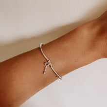 Load image into Gallery viewer, Key Bracelet